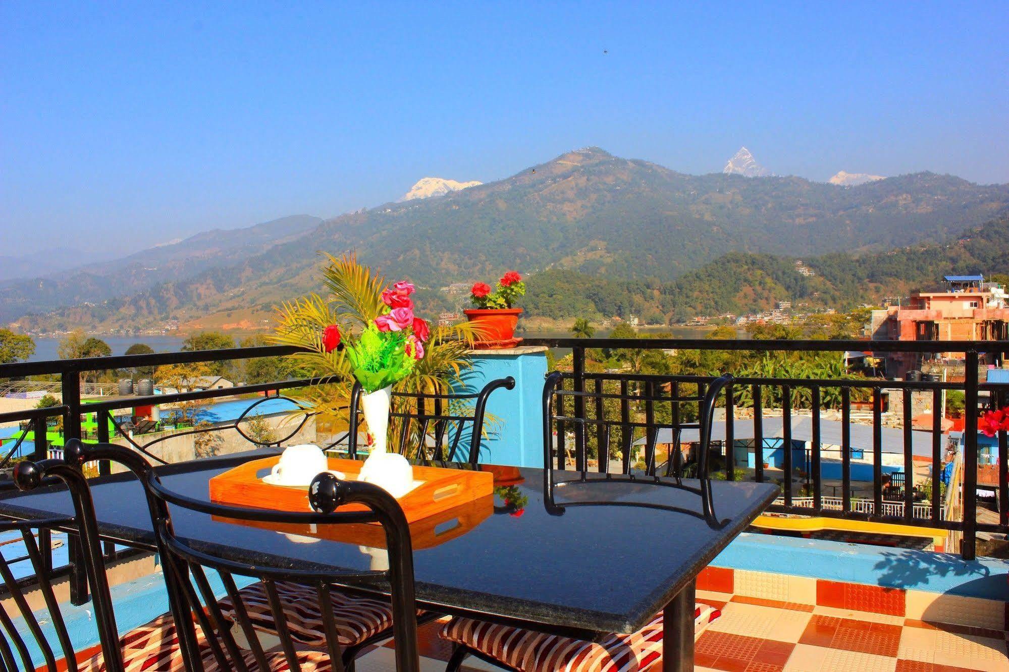 Hotel Adam Pokhara Exterior foto
